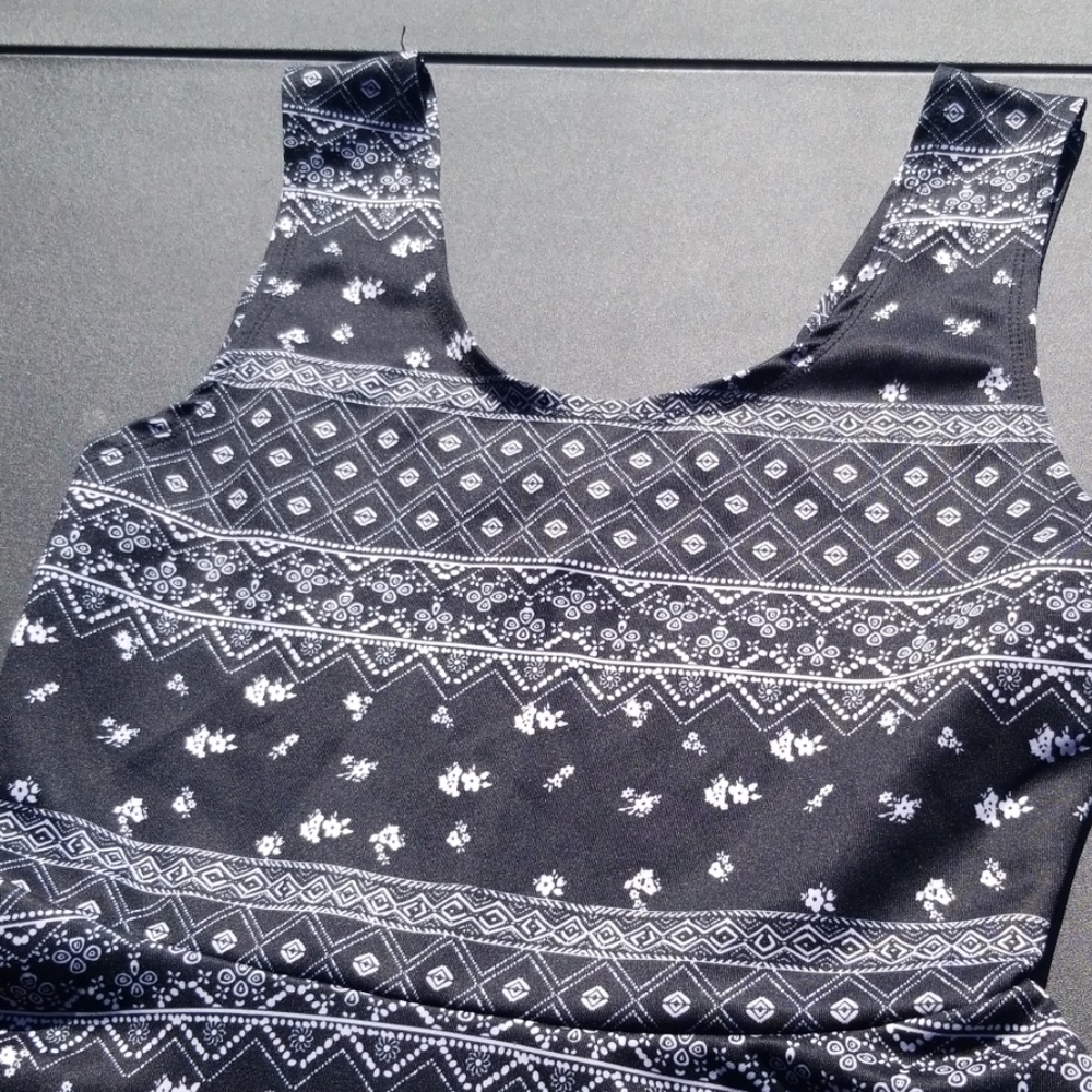 Dress - Picture 3 of 3